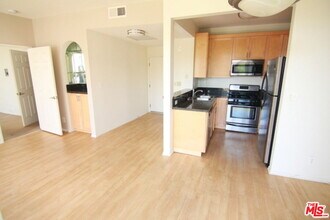 884 Palm Ave in West Hollywood, CA - Building Photo - Building Photo