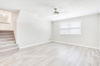 4040 Lehigh Blvd in Decatur, GA - Foto de edificio - Building Photo
