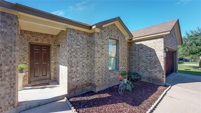 1332 Arizona Mesa Cove in Round Rock, TX - Building Photo - Building Photo