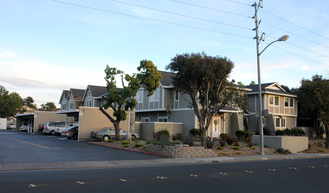 Magnolia Townhomes