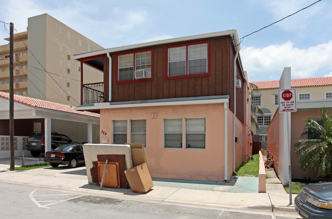 324 Van Buren St in Hollywood, FL - Building Photo - Building Photo