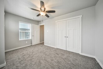 21155 Gosling Rd, Unit 26C in Spring, TX - Building Photo - Building Photo