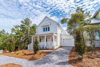 240 Cabana Trail in Santa Rosa Beach, FL - Building Photo - Building Photo