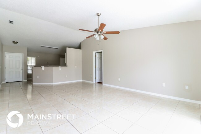 6338 Gondola Dr in Riverview, FL - Building Photo - Building Photo
