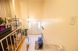 7 Campi Ct in Dumont, NJ - Building Photo - Building Photo