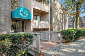 10 Shrewsbury Green Dr in Shrewsbury, MA - Building Photo - Building Photo