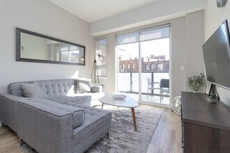 595 Pandora Ave in Victoria, BC - Building Photo - Building Photo