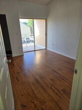 2500 NW 28th St in Miami, FL - Building Photo - Building Photo
