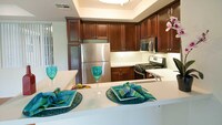 Eat-in Kitchen - Westside Villas Apartments in Los Angeles, California