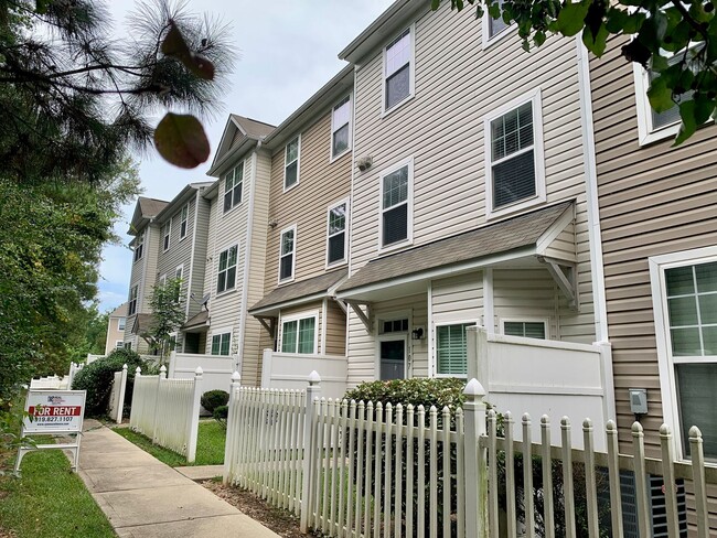 300 Coalinga Lane in Raleigh, NC - Building Photo - Building Photo