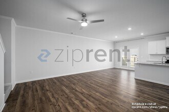 2383 Blue Monarch Dr in Buford, GA - Building Photo - Building Photo
