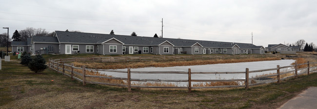 Mission Village of Kaukauna in Kaukauna, WI - Foto de edificio - Building Photo