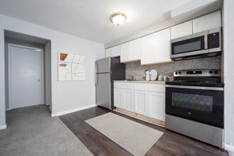 Manchester Apartments in Philadelphia, PA - Building Photo - Building Photo