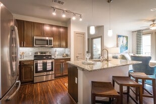 35 Folly Apartments in Charleston, SC - Building Photo