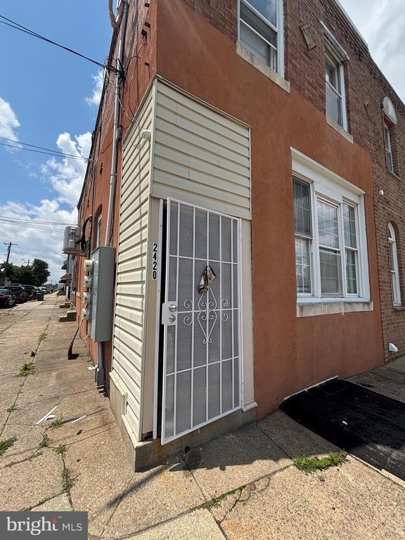 property at 2420 Duncan St