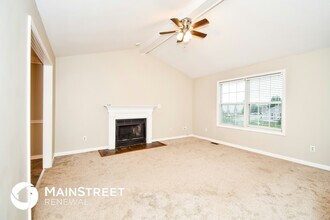 4662 Shenandoah Dr in Louisville, KY - Foto de edificio - Building Photo