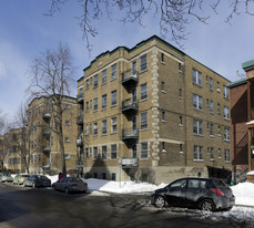 Le Warwick Apartments