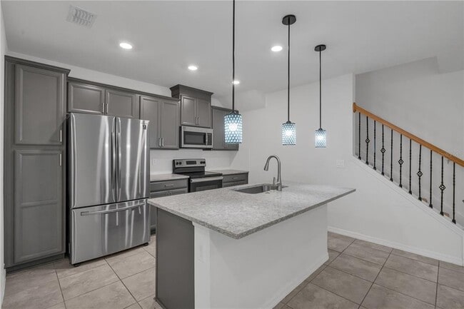 3380 Bellissimo Ave in Kissimmee, FL - Building Photo - Building Photo