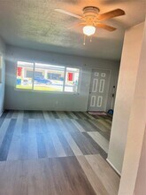 137 38th Ave SE in St. Petersburg, FL - Building Photo - Building Photo