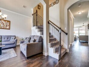 321 Valentino Wy in Grand Prairie, TX - Building Photo - Building Photo