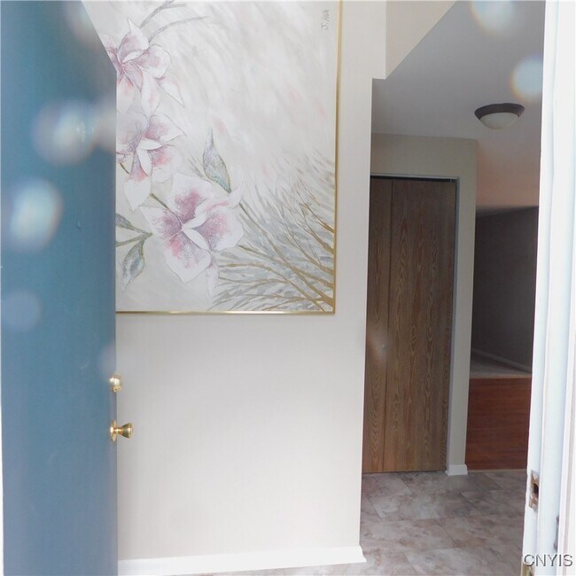 8525 Sextant Dr in Baldwinsville, NY - Building Photo - Building Photo