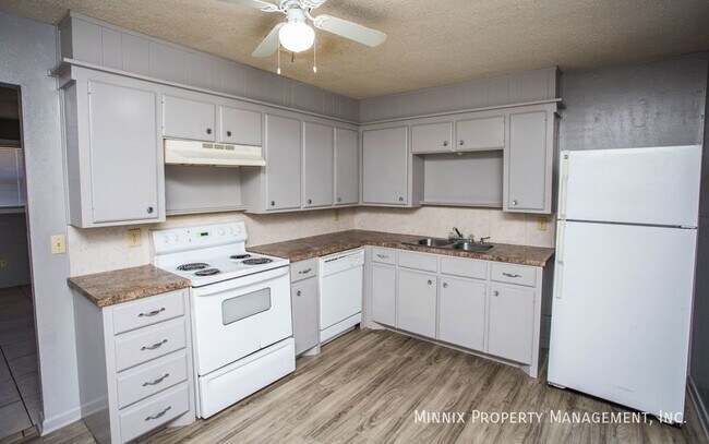 5533 34th St-Unit -B in Lubbock, TX - Foto de edificio - Building Photo