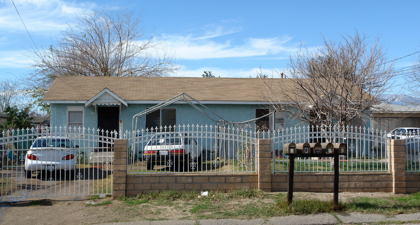 3050 Duffy St in San Bernardino, CA - Foto de edificio