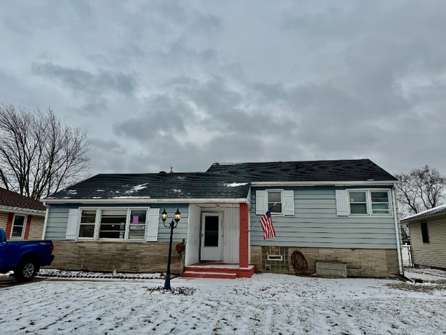 property at 3620 42nd Pl