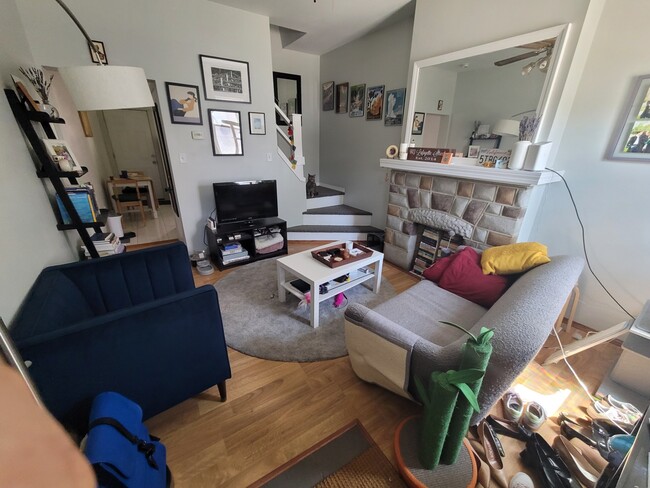 property at 4021 1/2 Eden Way