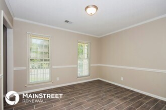 9216 Torrence Crossing Dr in Huntersville, NC - Foto de edificio - Building Photo