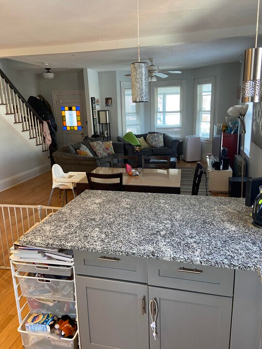 12 Lincoln Rd in Newton, MA - Building Photo