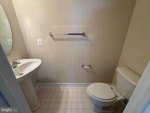 42474 Magellan Square in Ashburn, VA - Building Photo - Building Photo