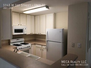 1148 W 1st St in Charlotte, NC - Building Photo - Building Photo