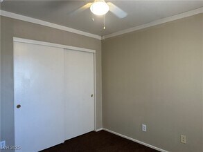 9558 Grapeland Ave in Las Vegas, NV - Building Photo - Building Photo