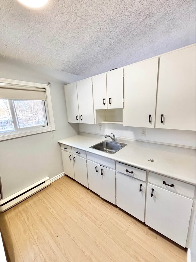 property at 770 Riverside Dr