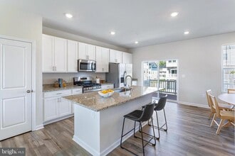 5691 Glencoe Pl in Waldorf, MD - Building Photo - Building Photo