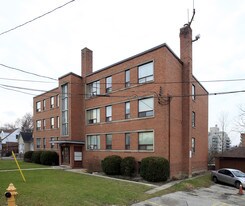 17 Riverview Hts Apartments