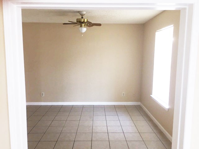 Parkview Apartments in Elgin, TX - Foto de edificio - Building Photo