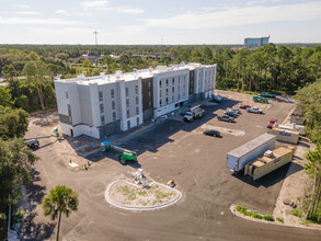 Furnished Studio - Ormond Beach in Ormond Beach, FL - Foto de edificio - Building Photo