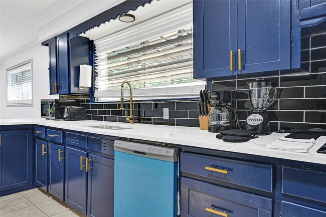 property at 1806 Clayton Dr