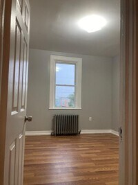 1535 Homestead St photo'