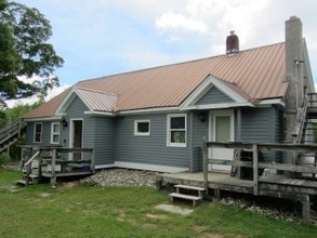 Turkwood Apartments in Wardsboro, VT - Building Photo - Building Photo