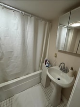 283 Brookline St, Unit B in Cambridge, MA - Building Photo - Building Photo