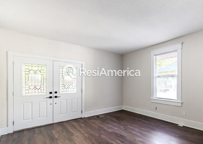 property at 1767 Nelson Ave