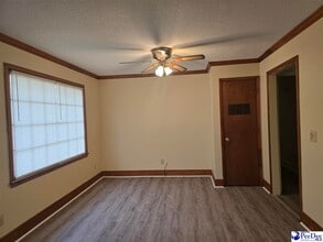 285 Timberlake Dr in Florence, SC - Building Photo - Building Photo