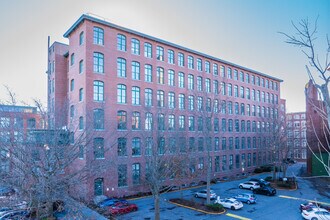 Canal Place in Lowell, MA - Foto de edificio - Building Photo