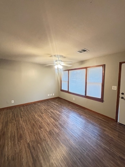 524 E Atkinson Dr in Midwest City, OK - Building Photo - Building Photo