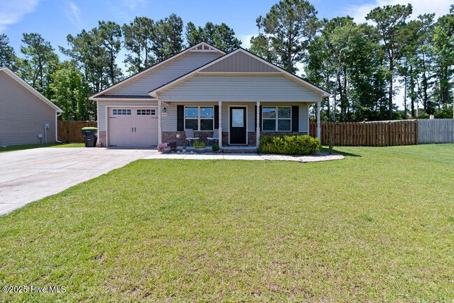 property at 244 Breakwater Dr