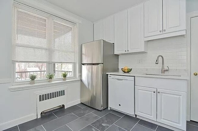 35 Chiswick Rd, Unit #4 in Boston, MA - Building Photo - Building Photo