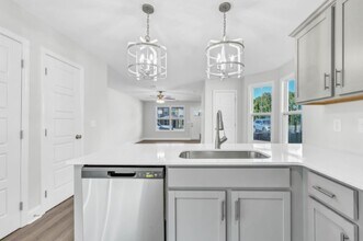 209 W Point Dr in Clarksville, TN - Building Photo - Building Photo